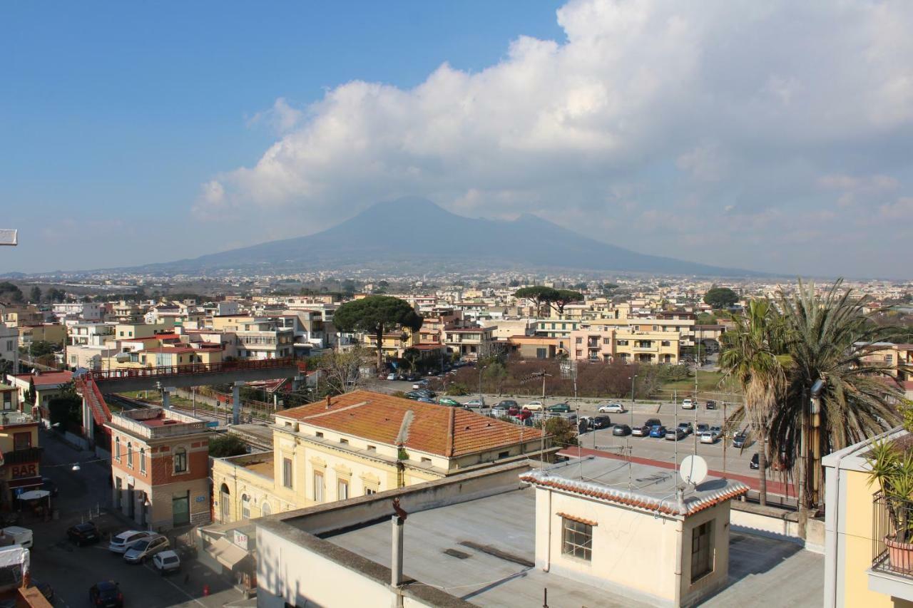 Domus Serena Pompei Luaran gambar